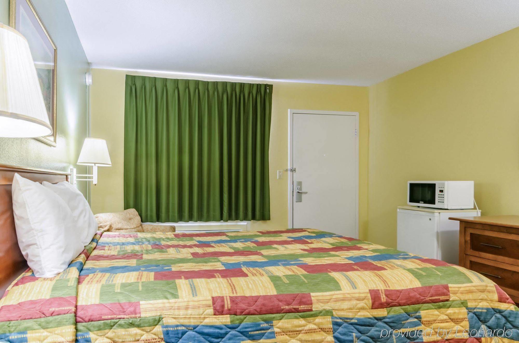 Rodeway Inn Concordia Ngoại thất bức ảnh